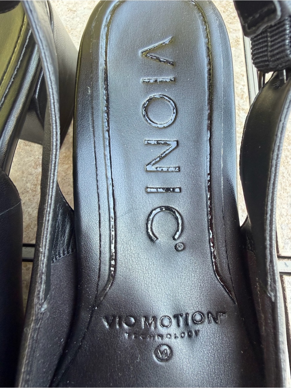 Vionic Reyes Block Heel Slingback Pumps - Picture 4 of 13